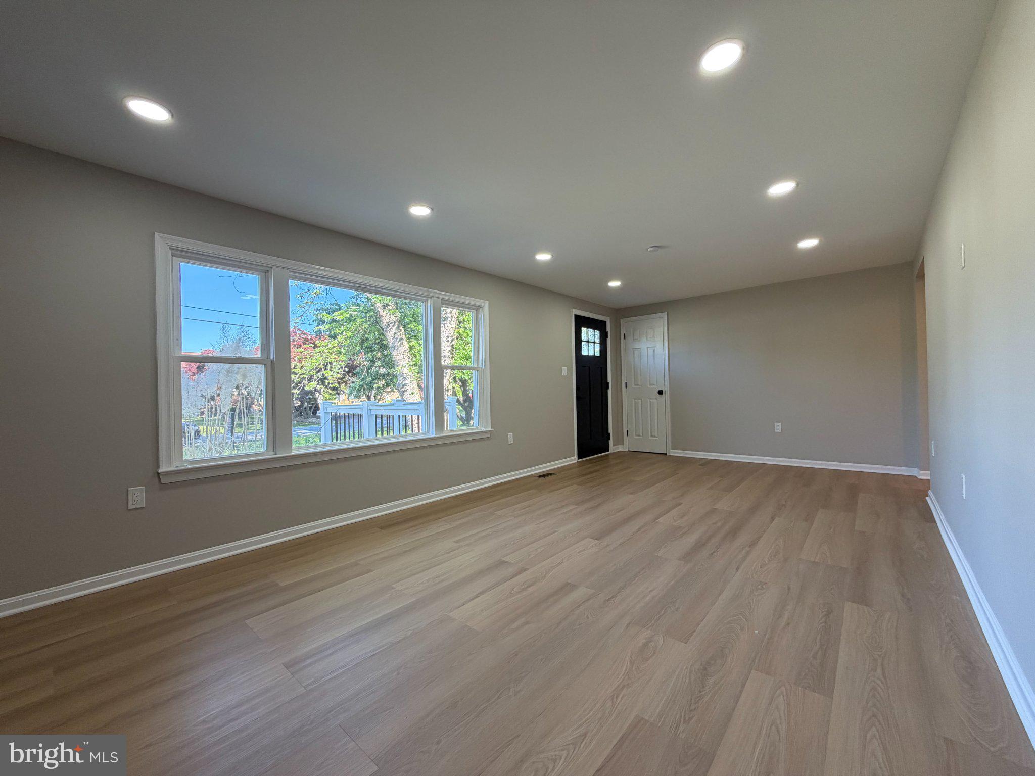 109 Birch Road Stevensville, MD 21666 - Photo 11 of 61 Bright and airy open space awaits.