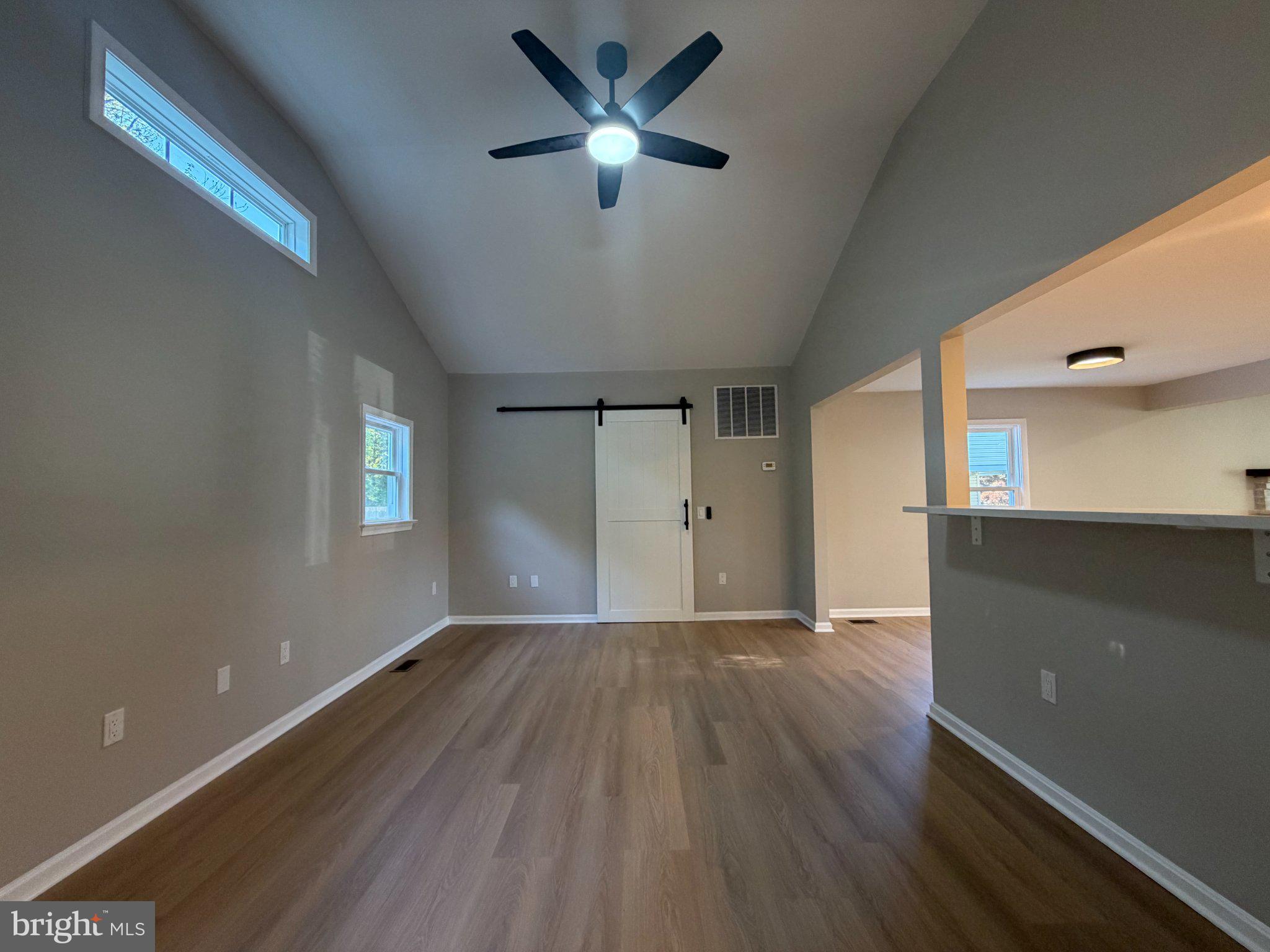 109 Birch Road Stevensville, MD 21666 - Photo 33 of 61 Spacious, airy living area awaits you.