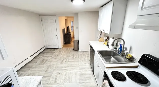 $2,800 | 50 Conant Street, Unit A, Danvers, MA 01923