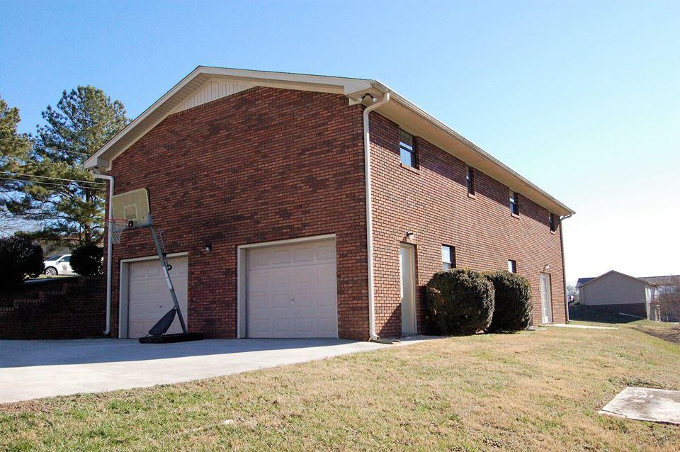 8425 Graceland Road Corryton, TN 37721 - Photo 4 of 39 50973640_2274042222851519_79454390881217