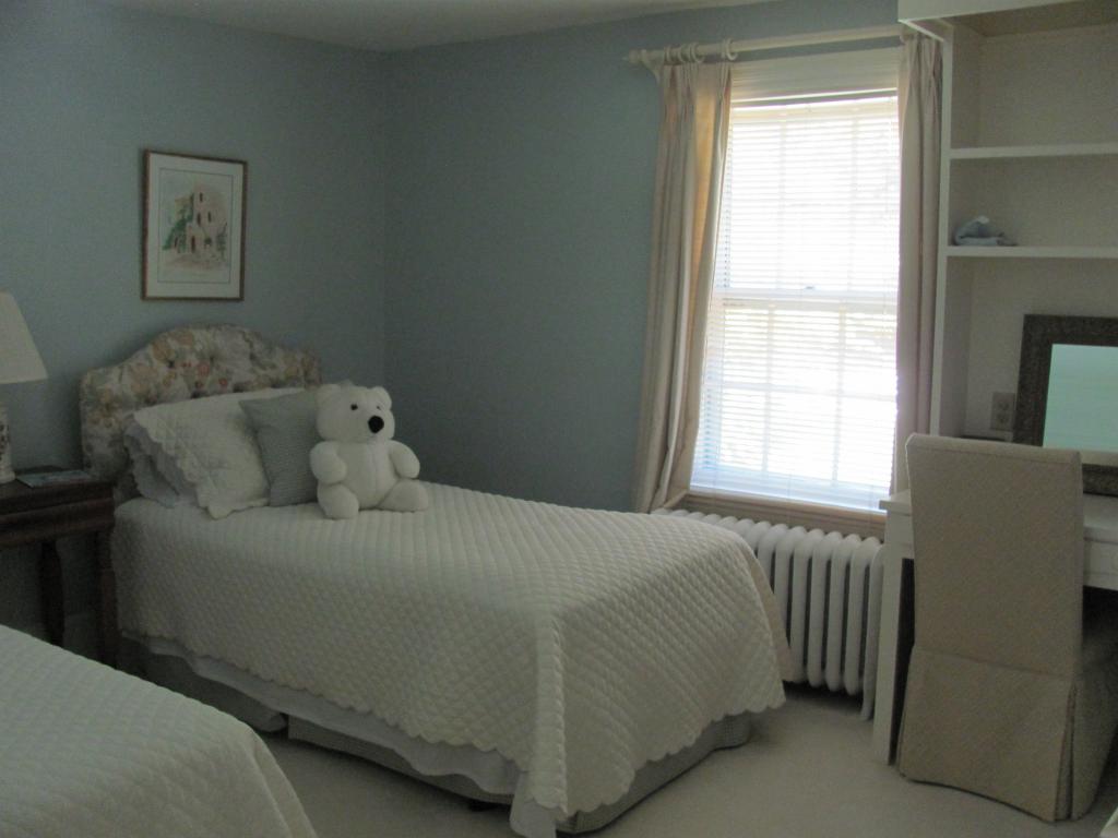 110 Kent Hill Road Dorset, VT 05251 - Photo 19 of 24 Gallery Image 19