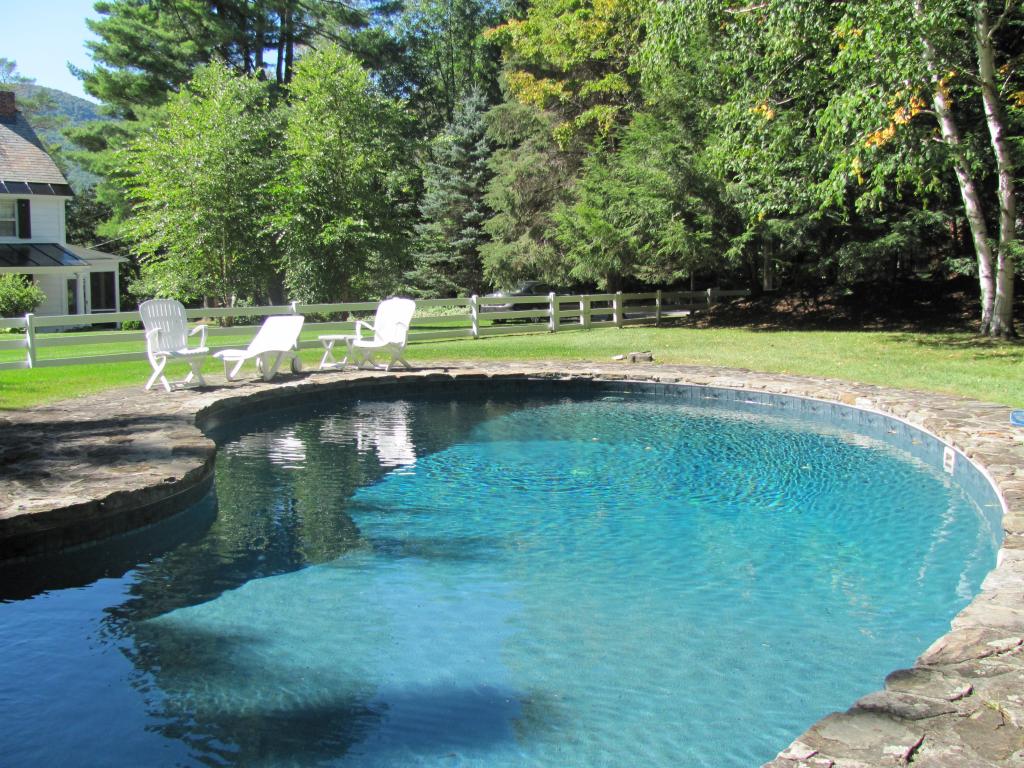 110 Kent Hill Road Dorset, VT 05251 - Photo 4 of 24 Gallery Image 4