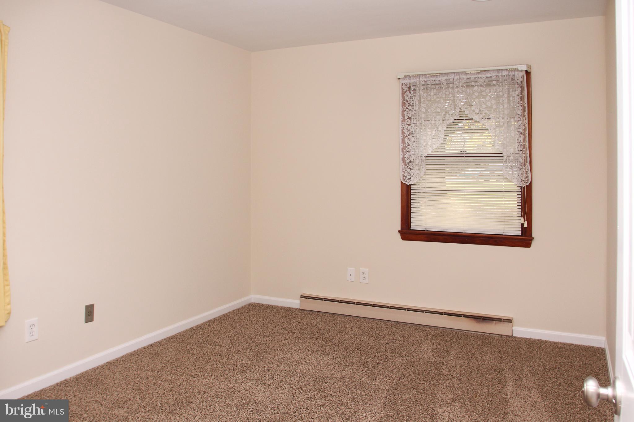 610 Mountain Road Fallston, MD 21047 - Photo 20 of 29 an empty room with a empty space and window