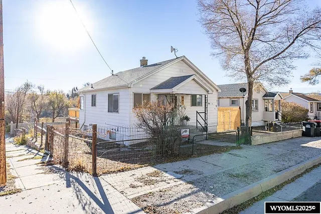 $232,000 | 801 McKeehan Avenue, Rock Springs, WY 82901