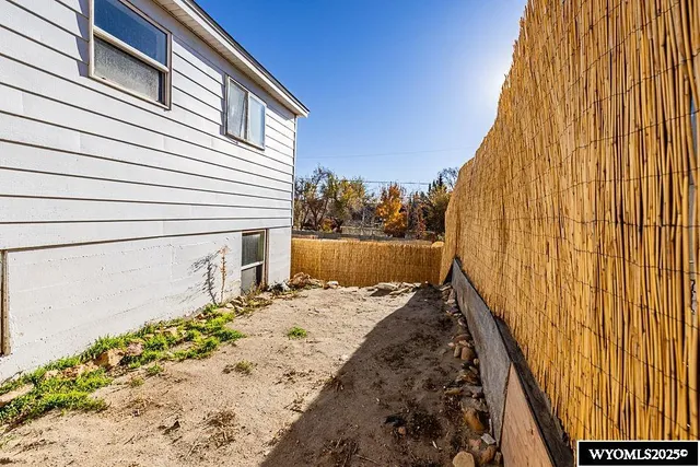$232,000 | 801 McKeehan Avenue, Rock Springs, WY 82901