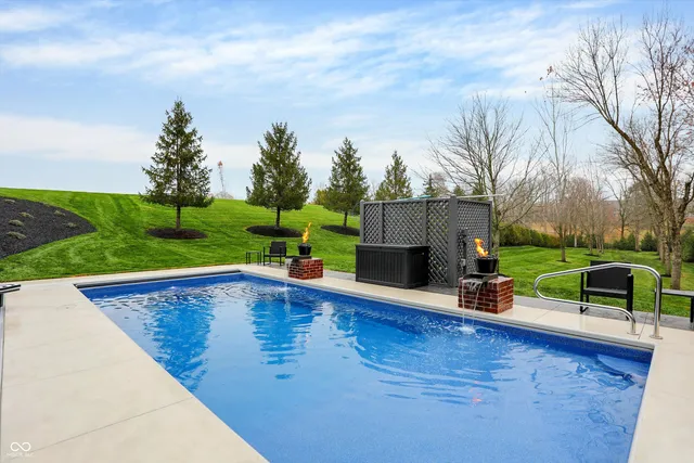 $4,475,000 | 11683 Cold Creek Court, Zionsville, IN 46077