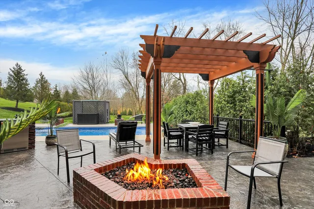 $4,475,000 | 11683 Cold Creek Court, Zionsville, IN 46077