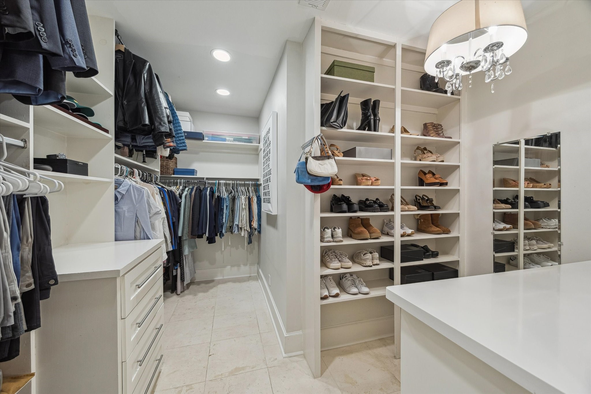 10818 Pepper Lane Houston, TX 77079 - Photo 19 of 34 The primary bedroom features a walk-in closet with great storage