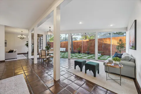 $1,295,000 | 10818 Pepper Lane, Houston, TX 77079