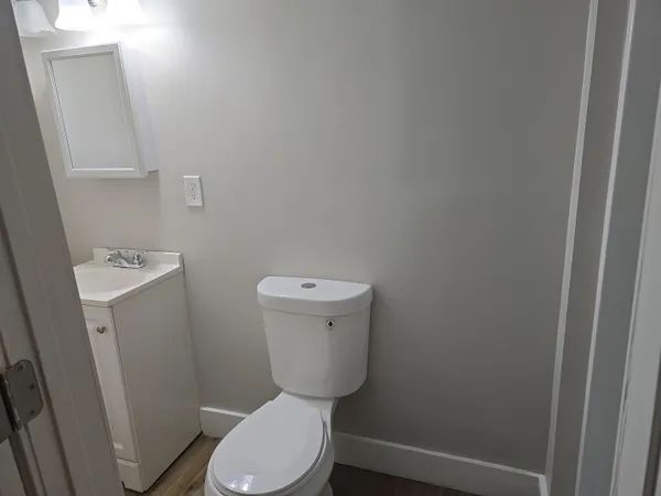 $1,575 | 155 North Main Street, Unit 2, Newport, NH 03773