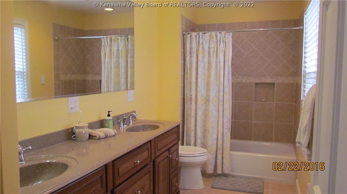 1399 Nottingham Road Charleston, WV 25314 - Photo 17 of 23 Master Bath w/ full view