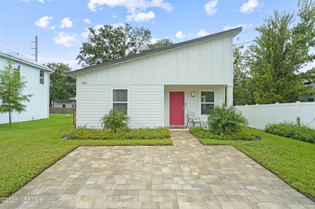 $299,000 | 824 South Rodriquez Street, St. Augustine, FL 32084