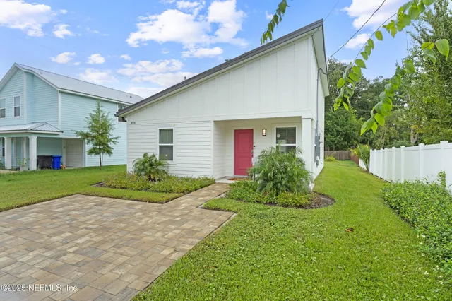 $299,000 | 824 South Rodriquez Street, St. Augustine, FL 32084