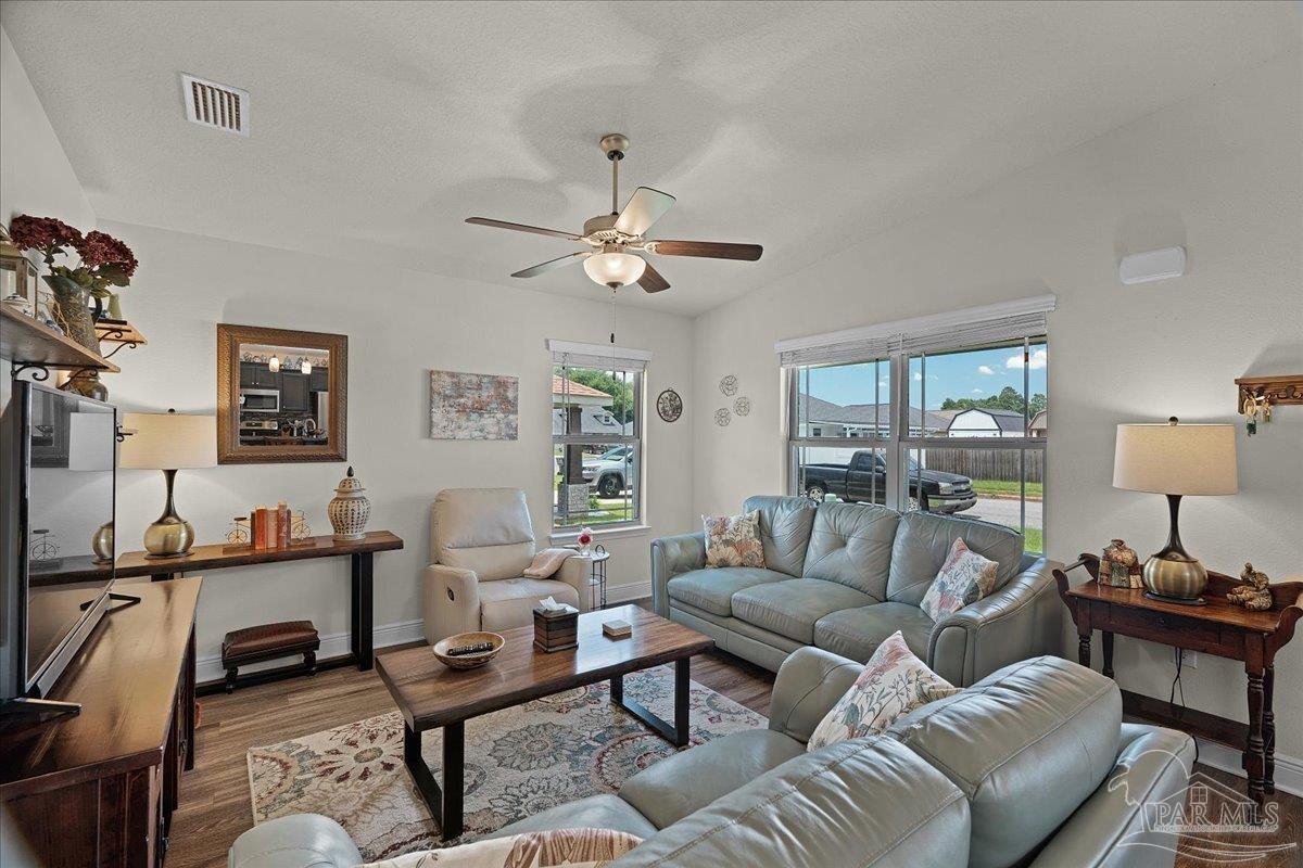 5116 Carmell Ridge Circle Milton, FL 32570 - Photo 9 of 28 Gallery Image 9