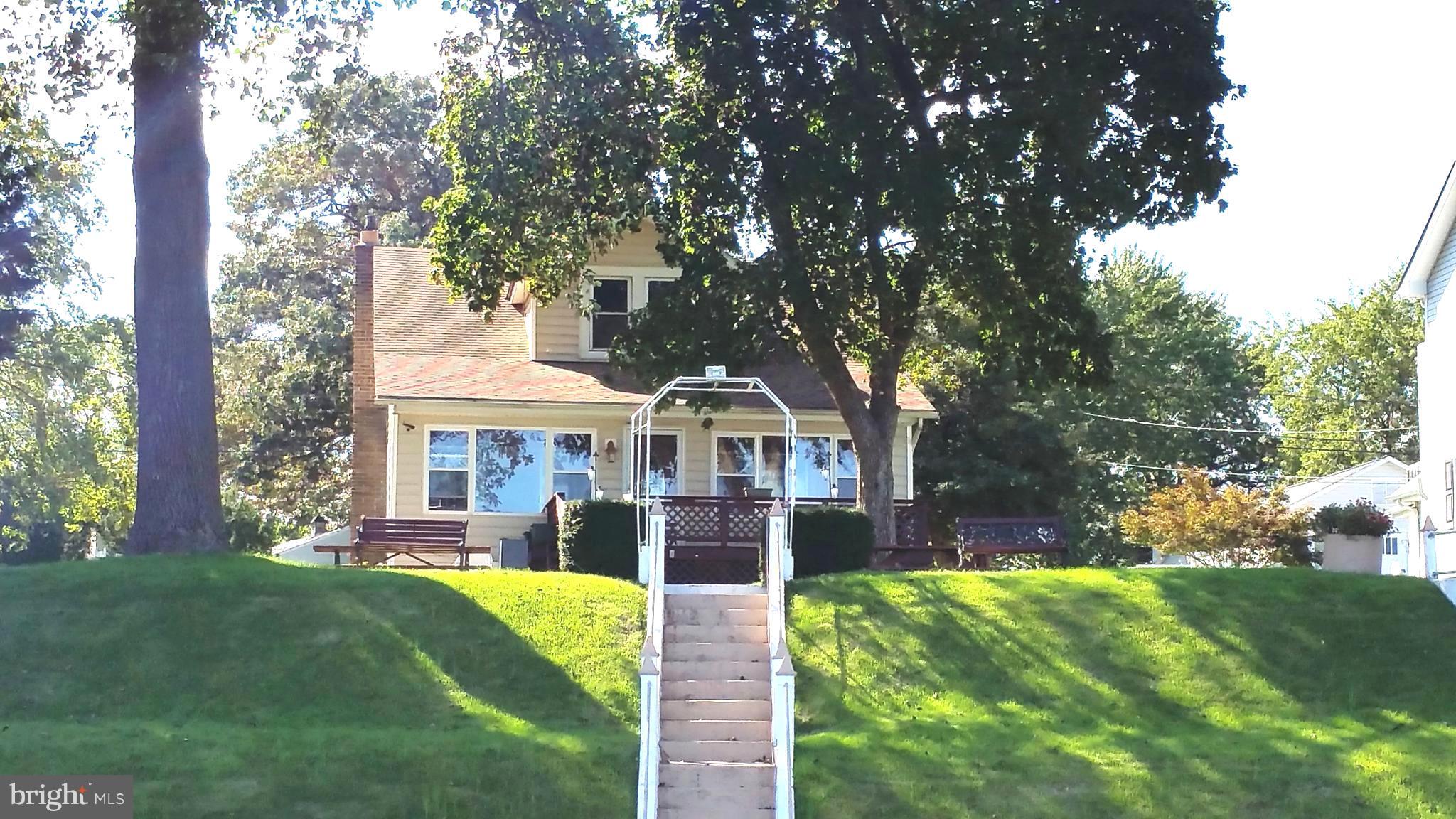 8227 Parkway Road Curtis Bay, MD 21226 - Photo 2 of 26 Beautiful waterfront!