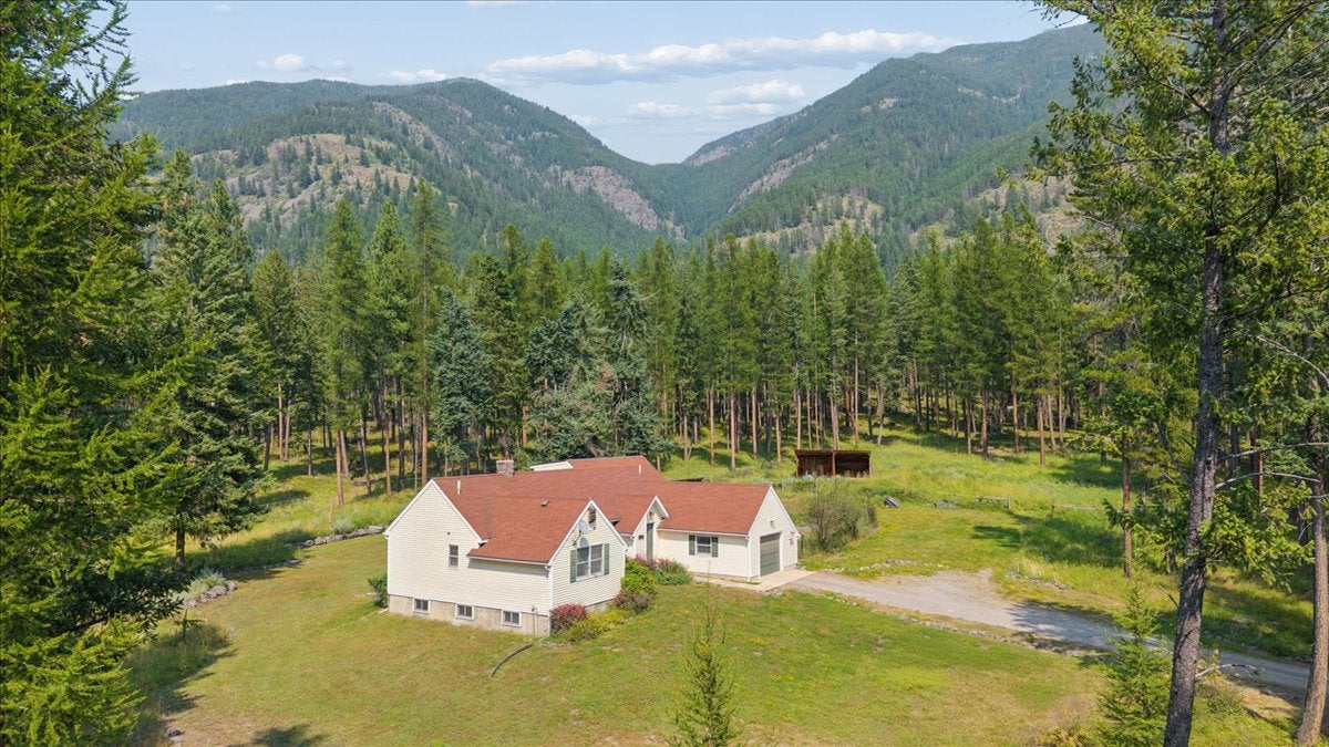 694 Boulder Ridge Trail Columbia Falls, MT 59912 - Photo 4 of 41 Gallery Image 4