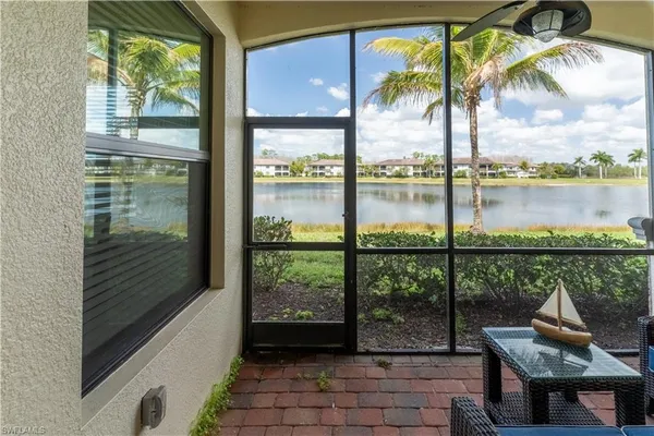 a building view with outdoor space