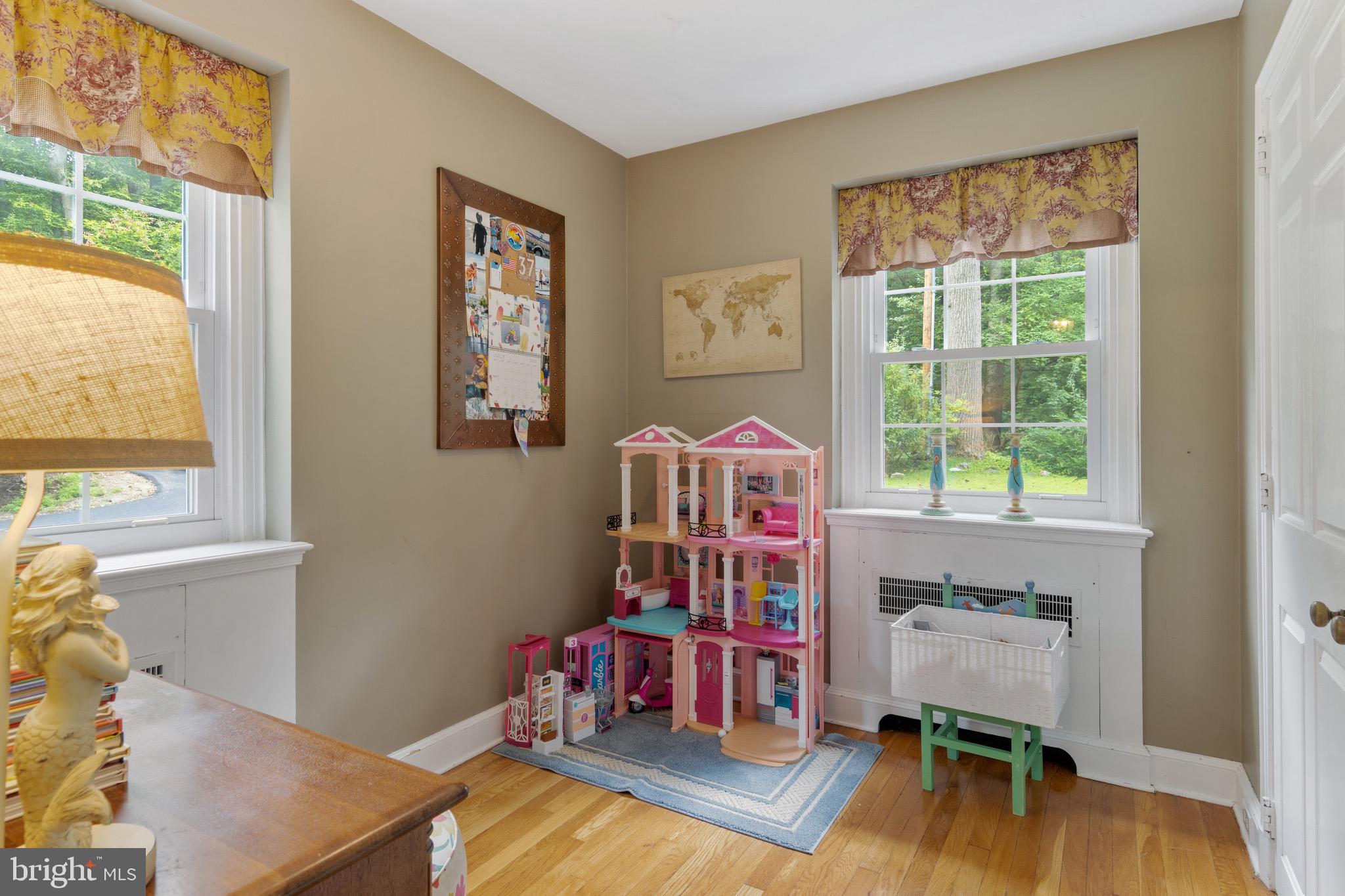 406 Newcomen Road Exton, PA 19341 - Photo 11 of 19 PLAYRROM OR OFFICE