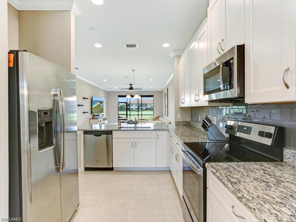 9378 Pocida Court, Unit 101 Naples, FL 34119 - Photo 14 of 33