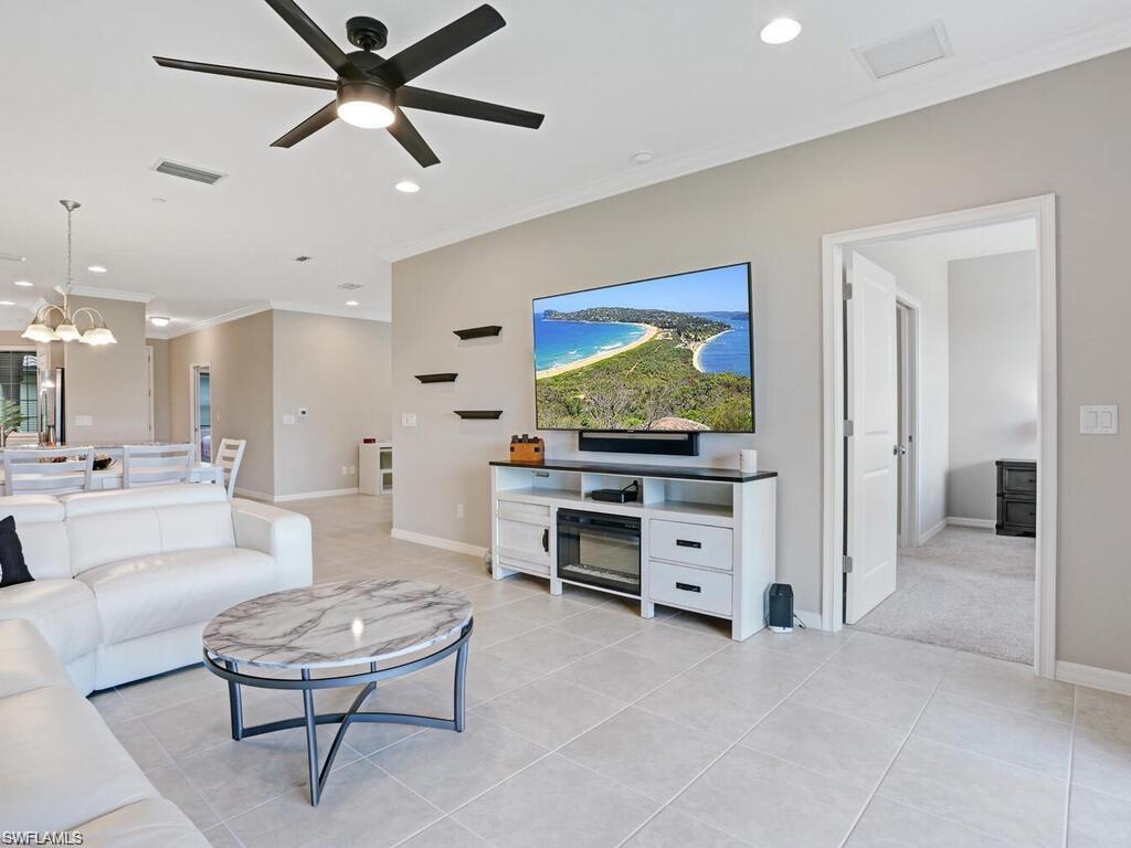 9378 Pocida Court, Unit 101 Naples, FL 34119 - Photo 5 of 33