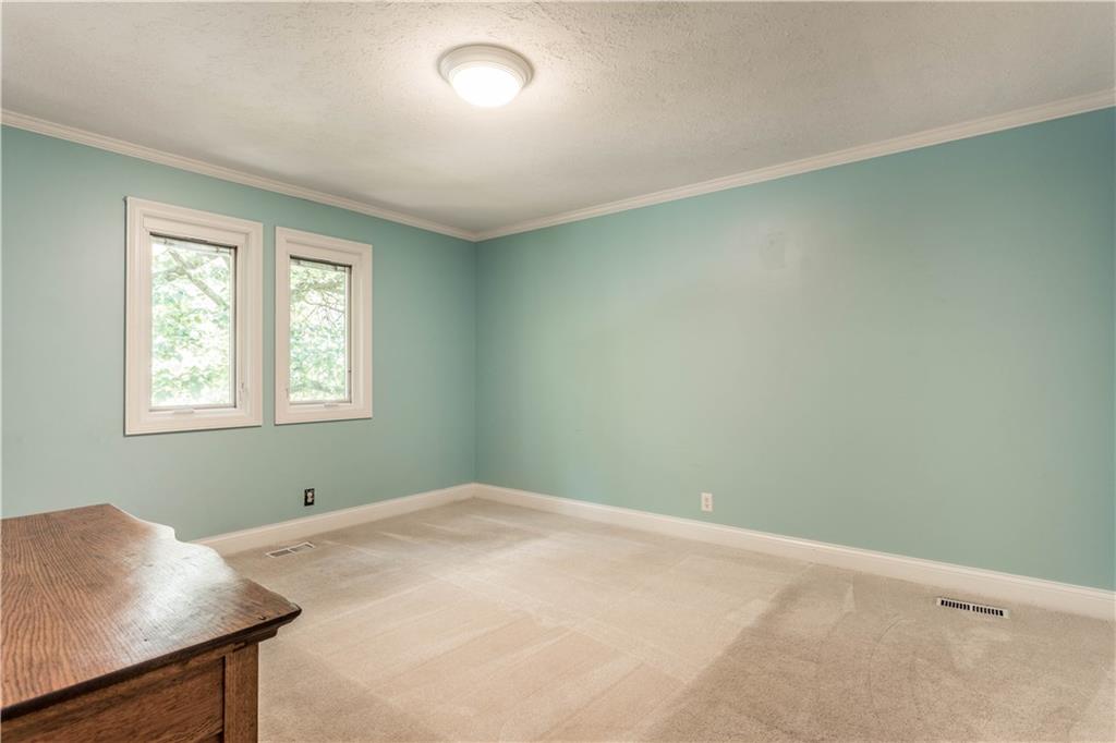 8850 Shagbark Road Indianapolis, IN 46260 - Photo 24 of 35 Gallery Image 24