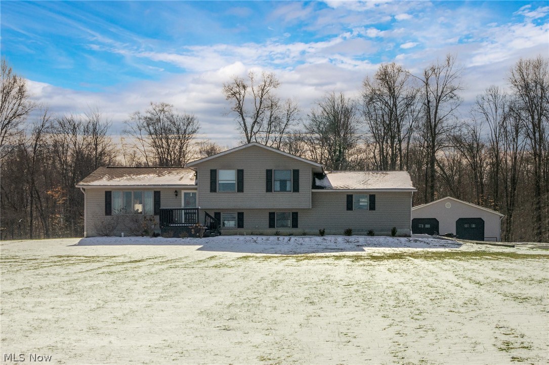 20471 Best Road North Benton, OH 44449 - Photo 1 of 33 Gallery Image 1