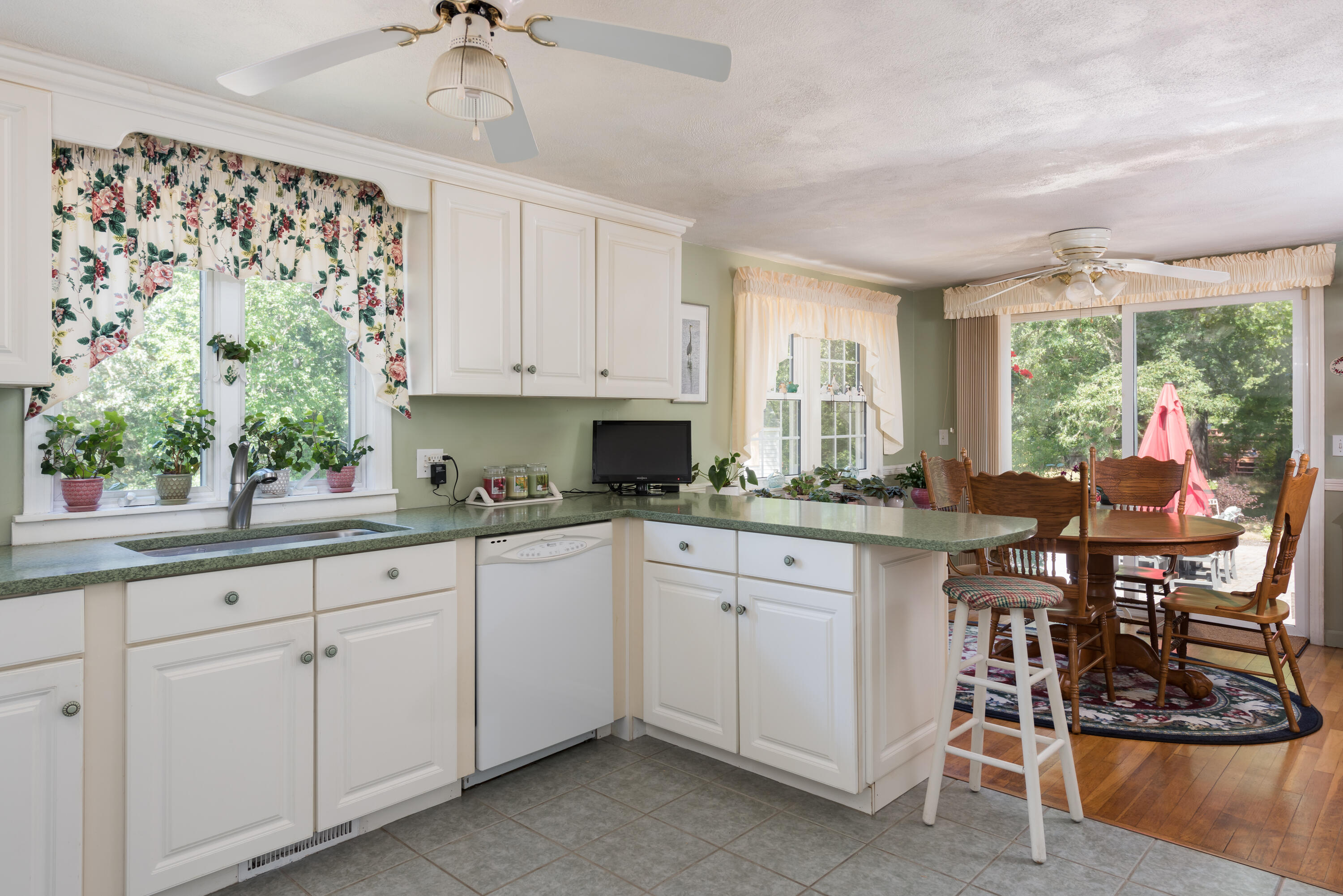 6 Compass Drive Harwich, MA 02645 - Photo 13 of 24 kitchen dining area