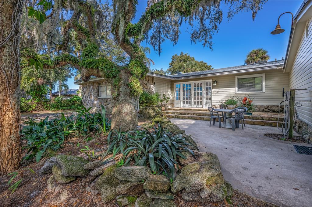 2518 Fort Lane Road Geneva, FL 32732 - Photo 4 of 44 front view of a house with a patio