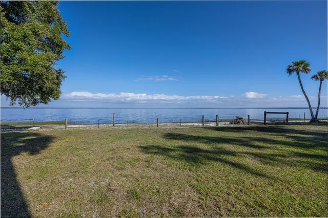 $650,000 | 2518 Fort Lane Road, Geneva, FL 32732