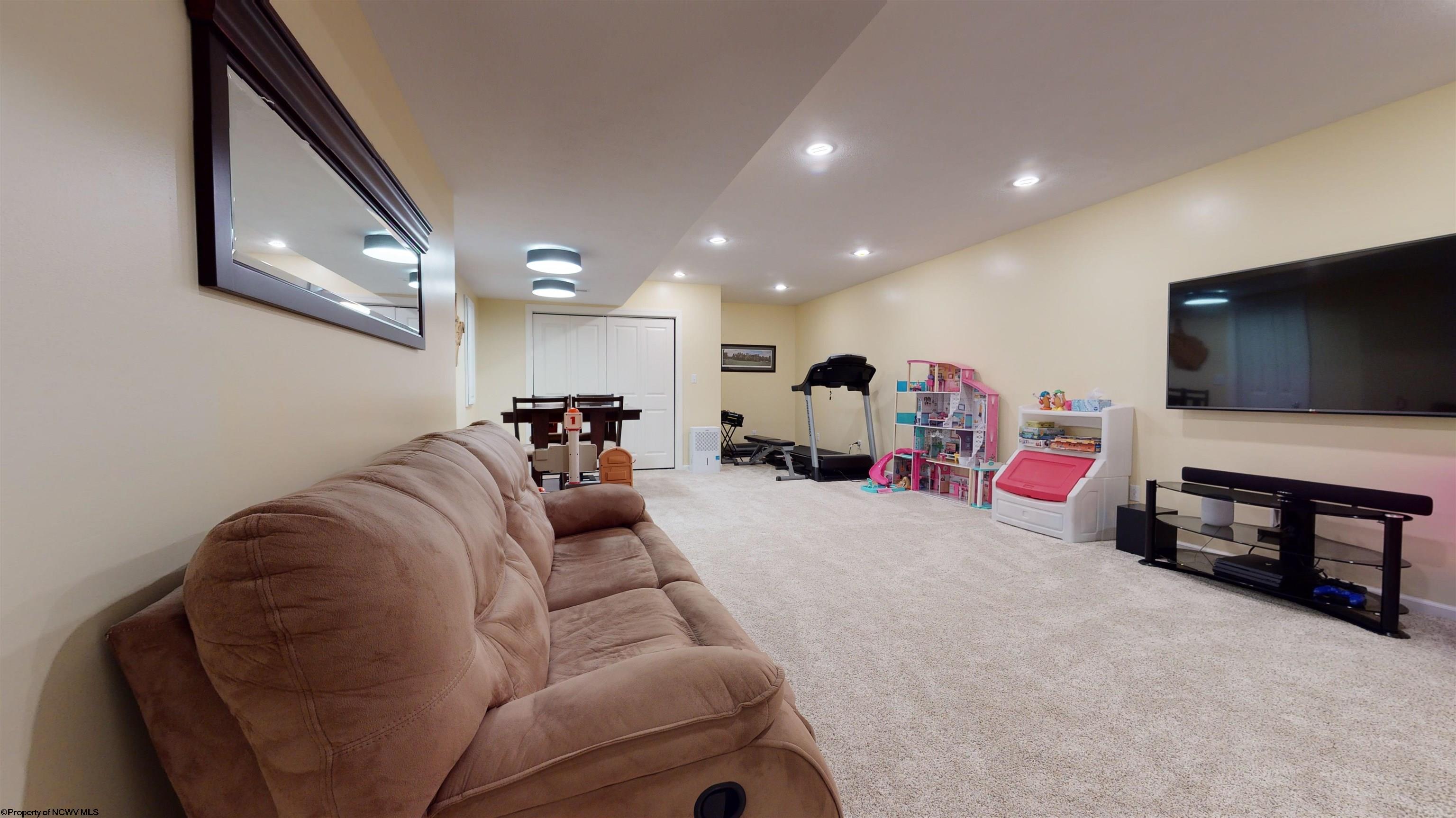 2442 Goose Run Road Fairmont, WV 26554 - Photo 26 of 30 Gallery Image 26