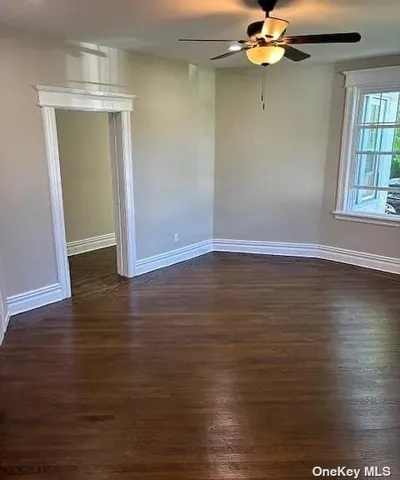 $3,000 | 42 Vernon Avenue, Unit 1, Rockville Centre, NY 11570