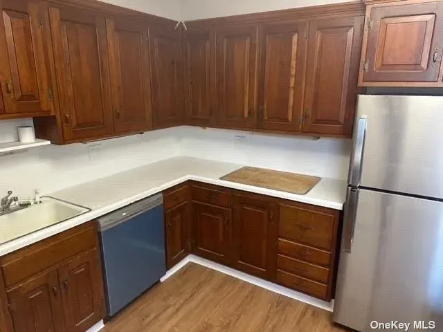 $3,000 | 42 Vernon Avenue, Unit 1, Rockville Centre, NY 11570