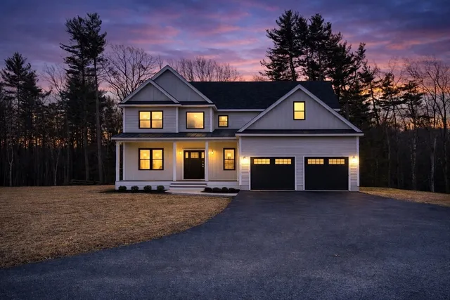 $989,900 | 5 Holmes Drive, Holden, MA 01520