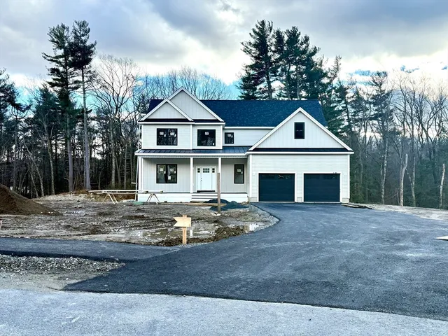 $989,900 | 5 Holmes Drive, Holden, MA 01520
