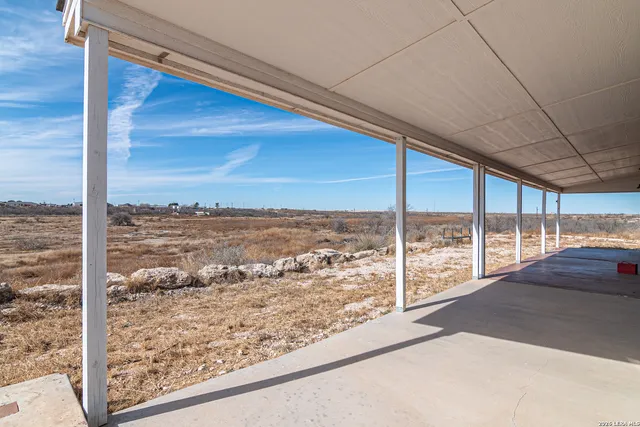 $335,000 | 2381 County Road, Stanton, TX 79782