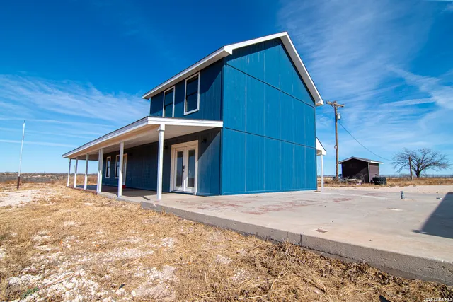 $335,000 | 2381 County Road, Stanton, TX 79782