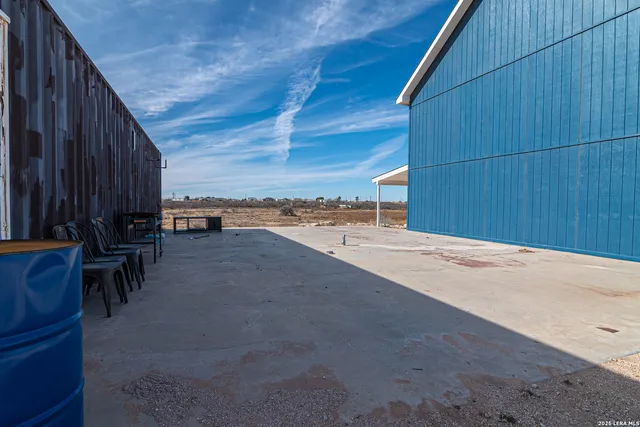 $335,000 | 2381 County Road, Stanton, TX 79782