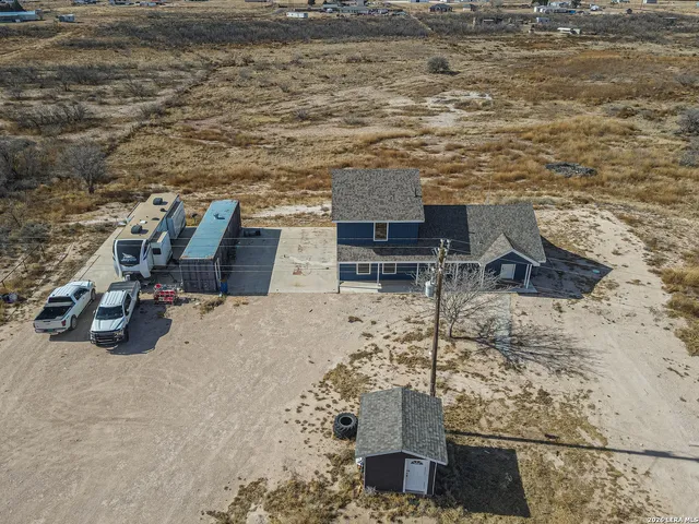 $335,000 | 2381 County Road, Stanton, TX 79782