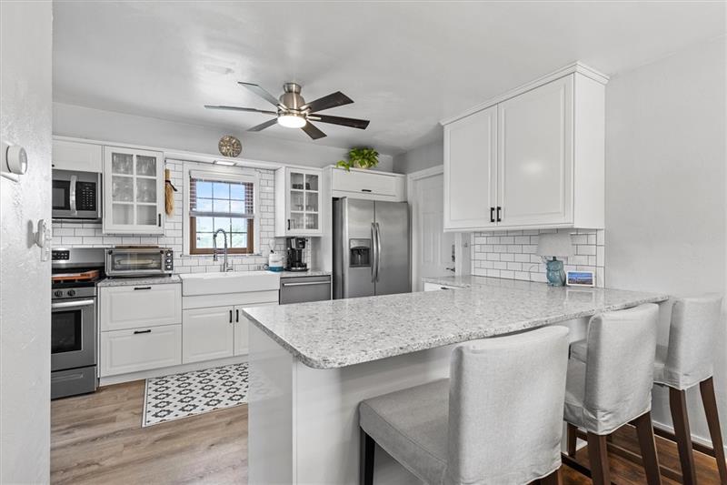 3440 McRoberts Road Pittsburgh, PA 15234 - Photo 12 of 37 Gallery Image 12