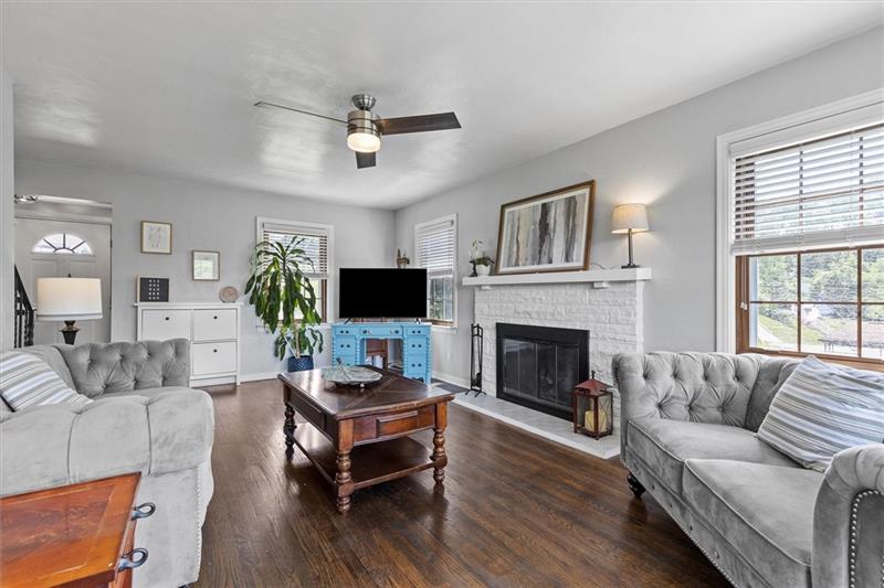 3440 McRoberts Road Pittsburgh, PA 15234 - Photo 8 of 37 Gallery Image 8