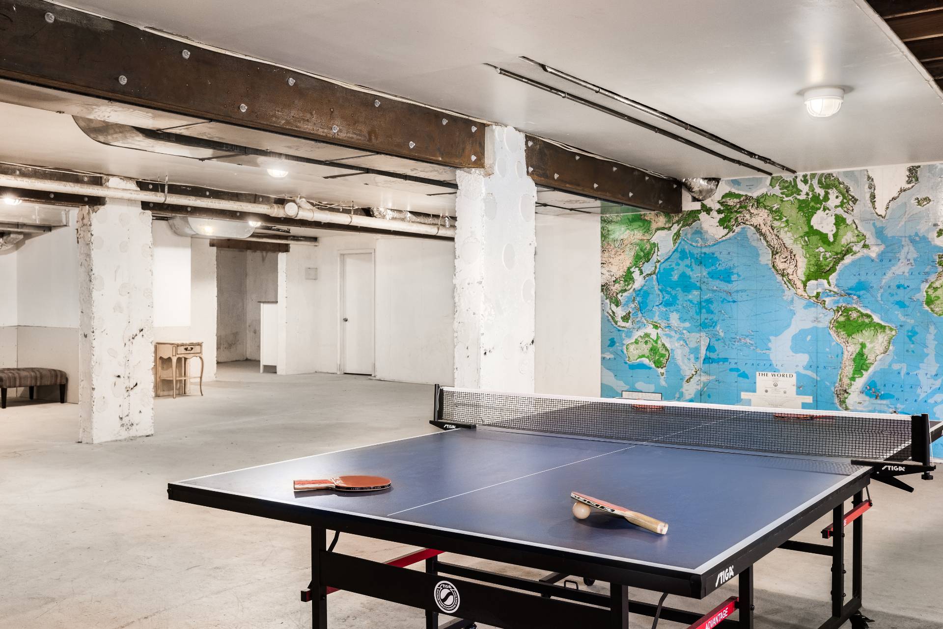 22 Casey Lane Bridgehampton, NY 11932 - Photo 14 of 24 a view of a living room