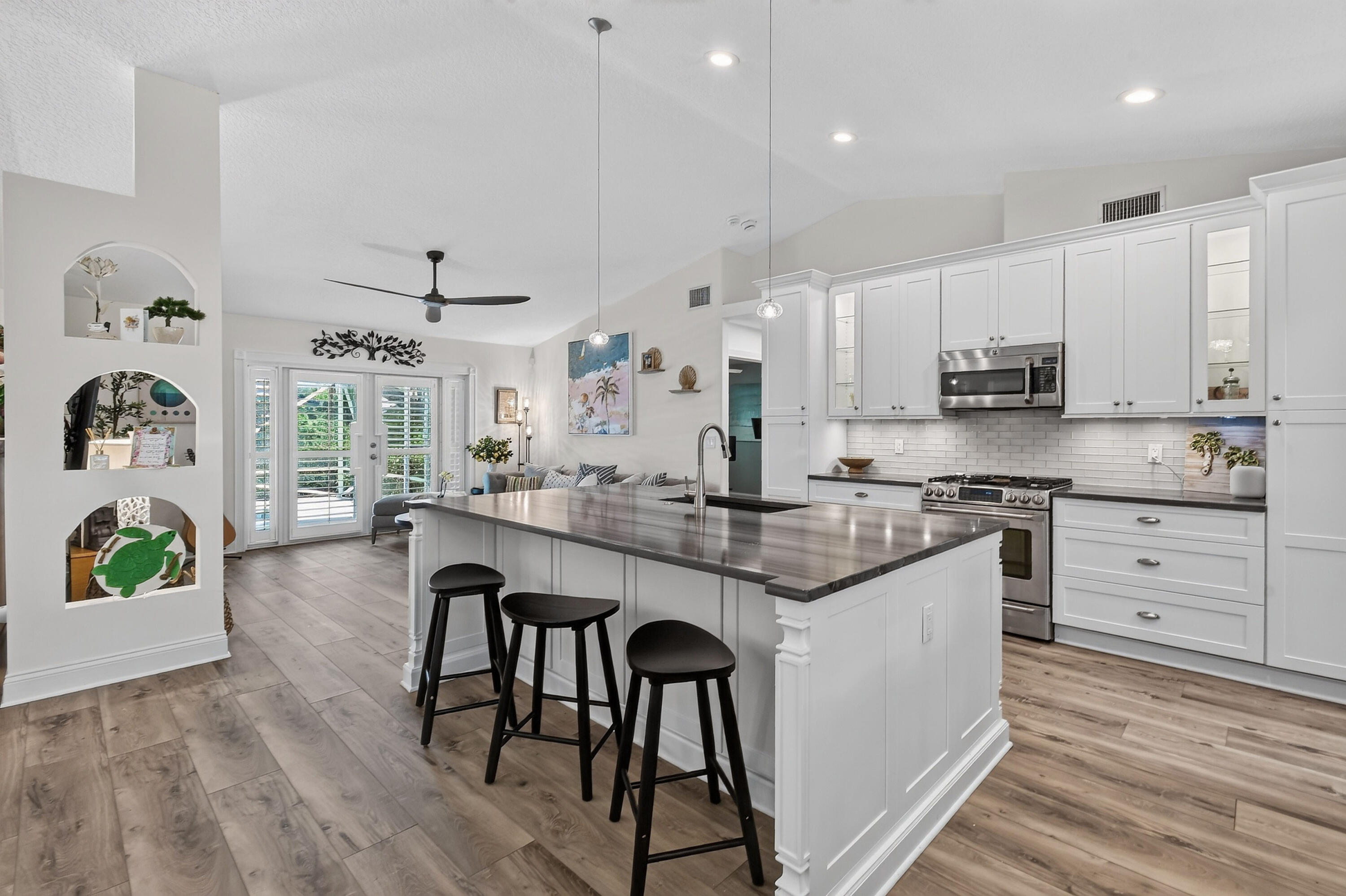 252 Coconut Point Jupiter, FL 33458 - Photo 11 of 61 252CoconutPoint(30)