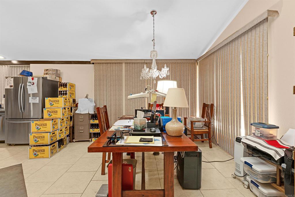 609 Roca Place Vista, CA 92084 - Photo 13 of 43 Gallery Image 13