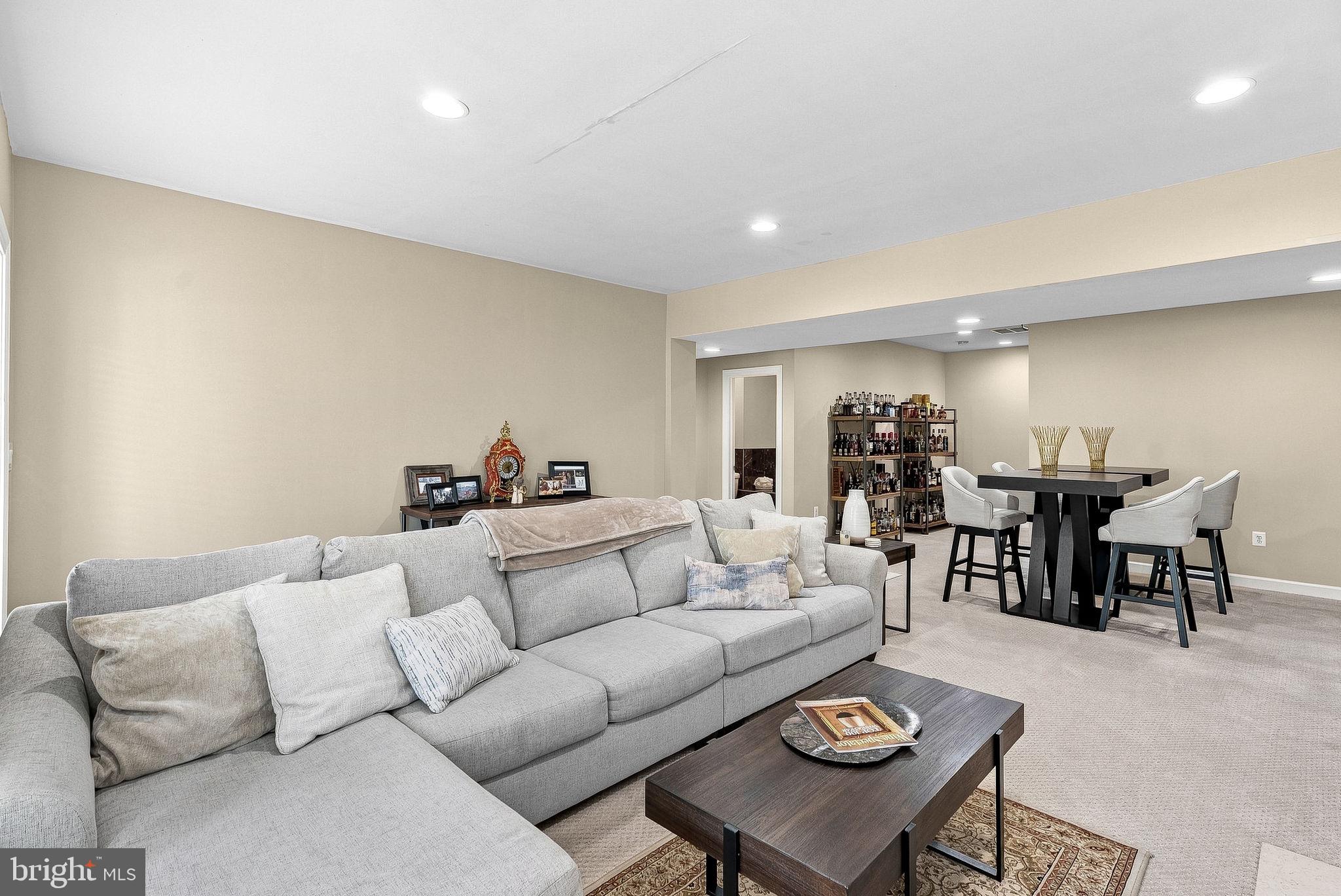18357 Eagle Point Square Leesburg, VA 20176 - Photo 42 of 70 Gallery Image 42