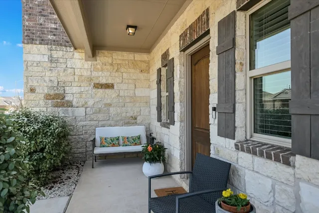 $2,450 | 12216 Texana Trail, Manor, TX 78653