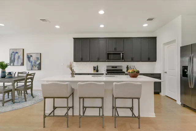 $2,450 | 12216 Texana Trail, Manor, TX 78653