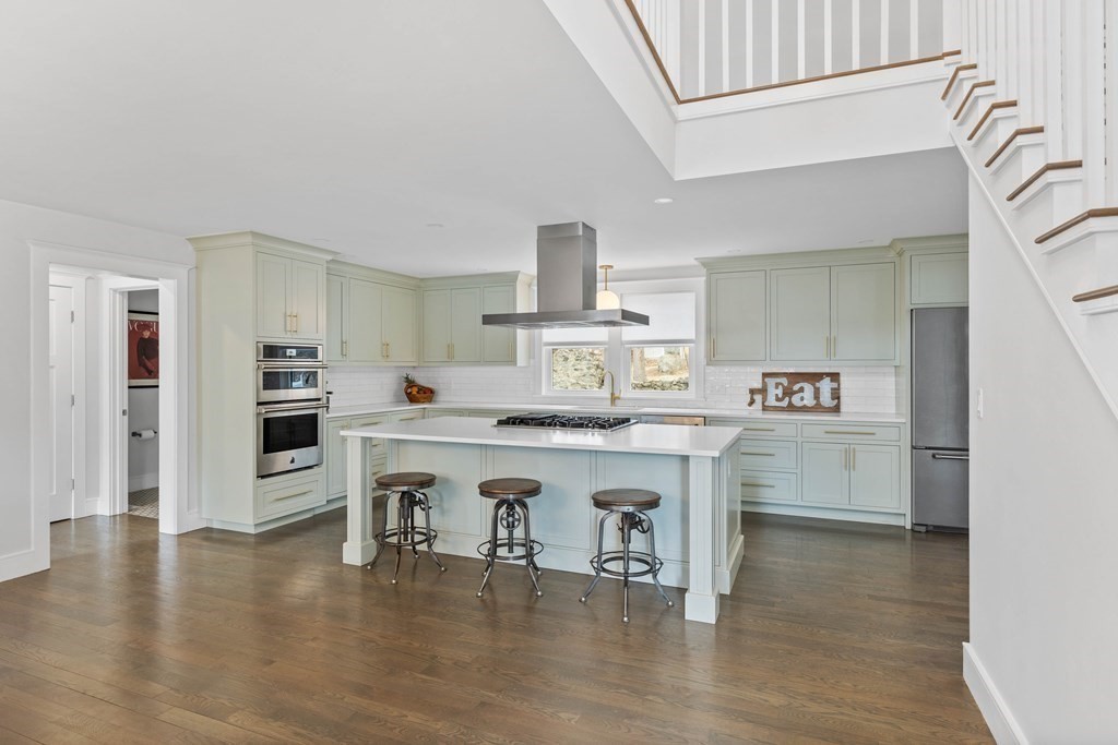 8 Briggs Road Lexington, MA 02421 - Photo 11 of 40