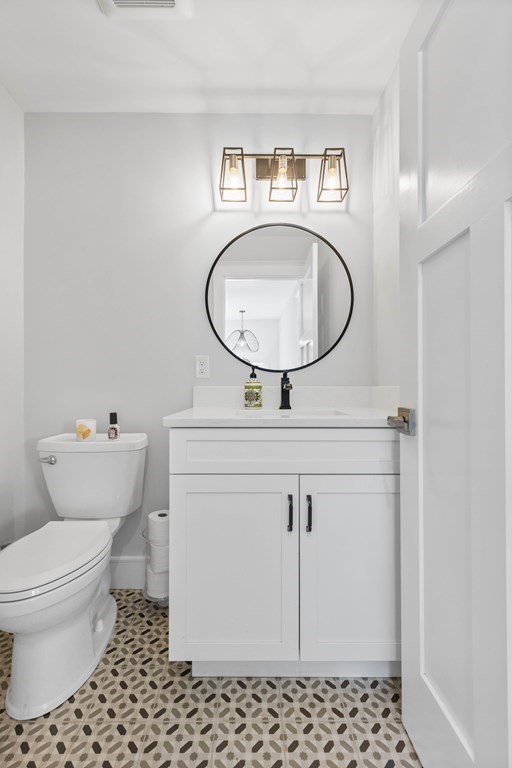 8 Briggs Road Lexington, MA 02421 - Photo 12 of 40