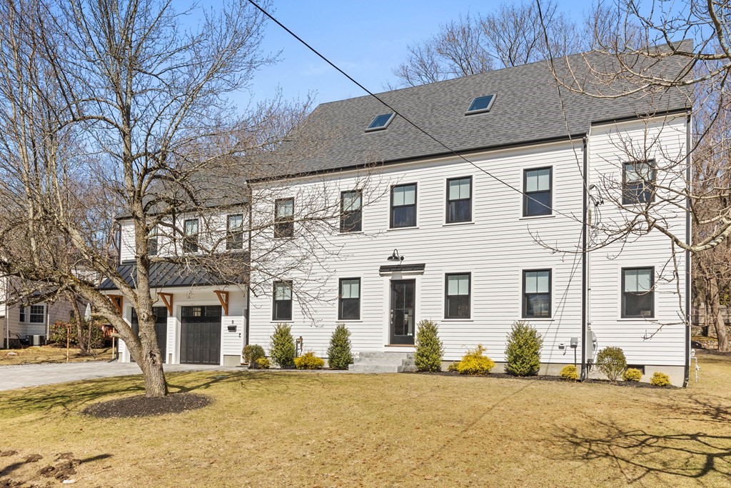 8 Briggs Road Lexington, MA 02421 - Photo 2 of 40