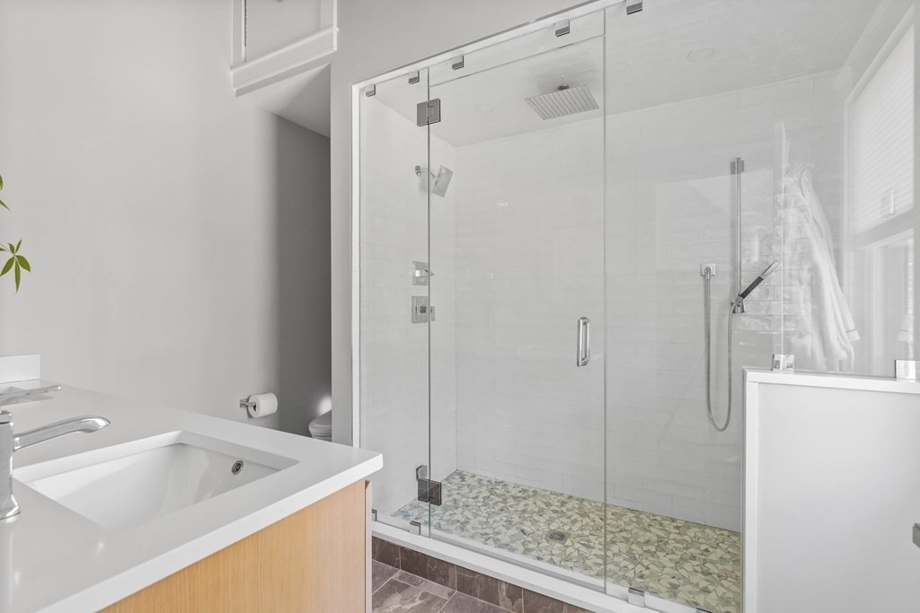 8 Briggs Road Lexington, MA 02421 - Photo 22 of 40